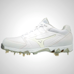 Mizuno 9-Spike Swift 6 Low Metal Softball Cleats for Women | 68209-YELJ