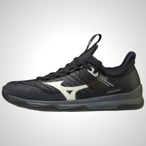 Black/White Mizuno TC-11 Women's Training Shoes | 68459-BVID